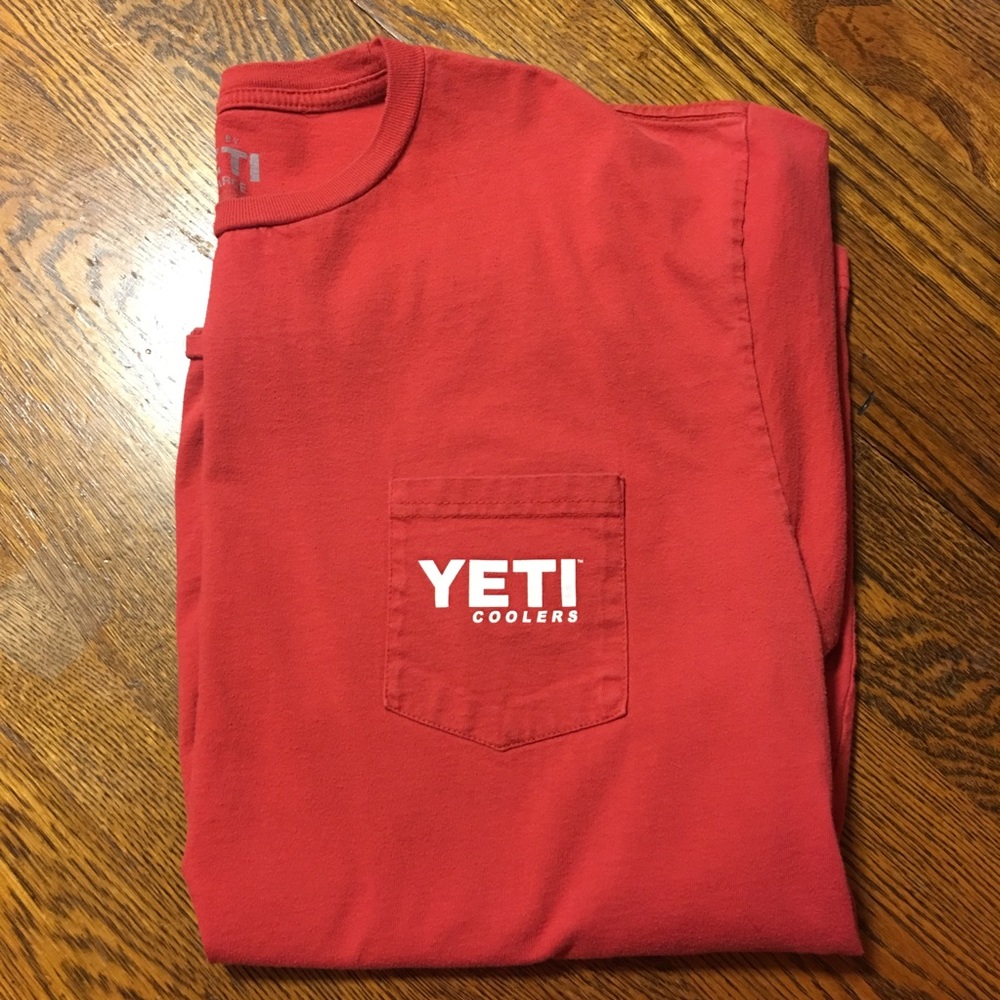 Unisex- Short Sleeve YETI brand t-shirt